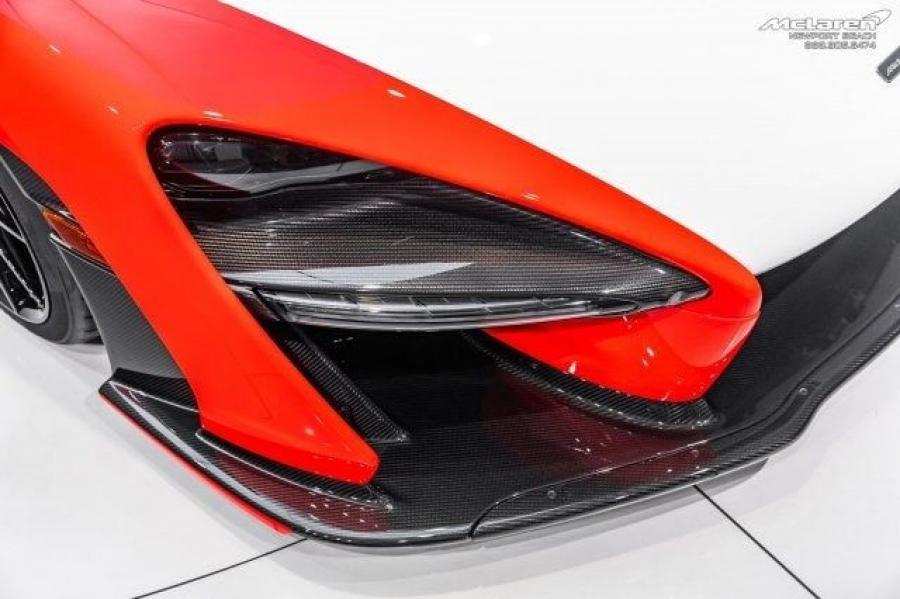 Детали экстерьера McLaren Senna (271 of 500) 2019 года  (фото 21 из 63)